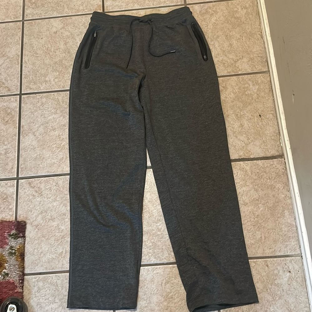 Never warned Russ men’s workout pants